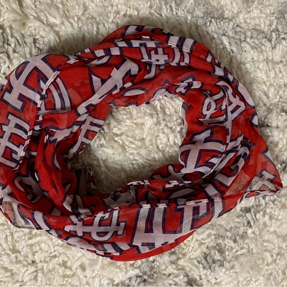 St Louis Cardinals Infinity Scarf - Picture 1 of 4